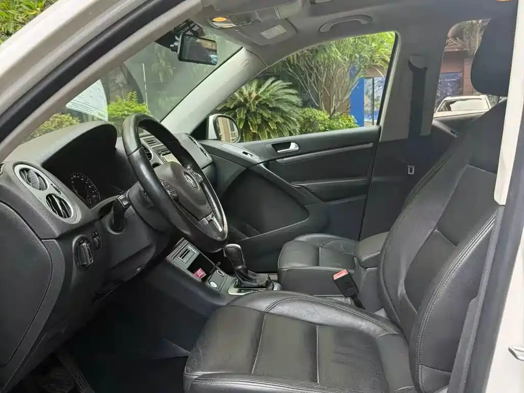 Volkswagen Tiguan — миниатюра 3