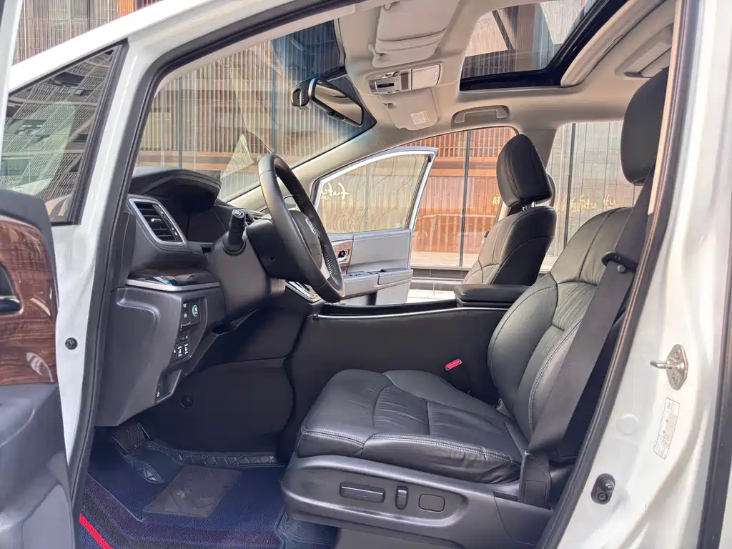 Honda Odyssey — миниатюра 16