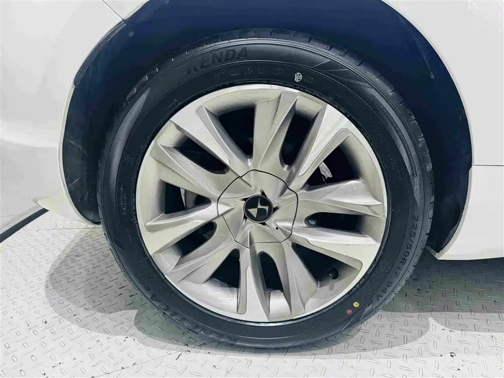 DS DS 5 — миниатюра 24