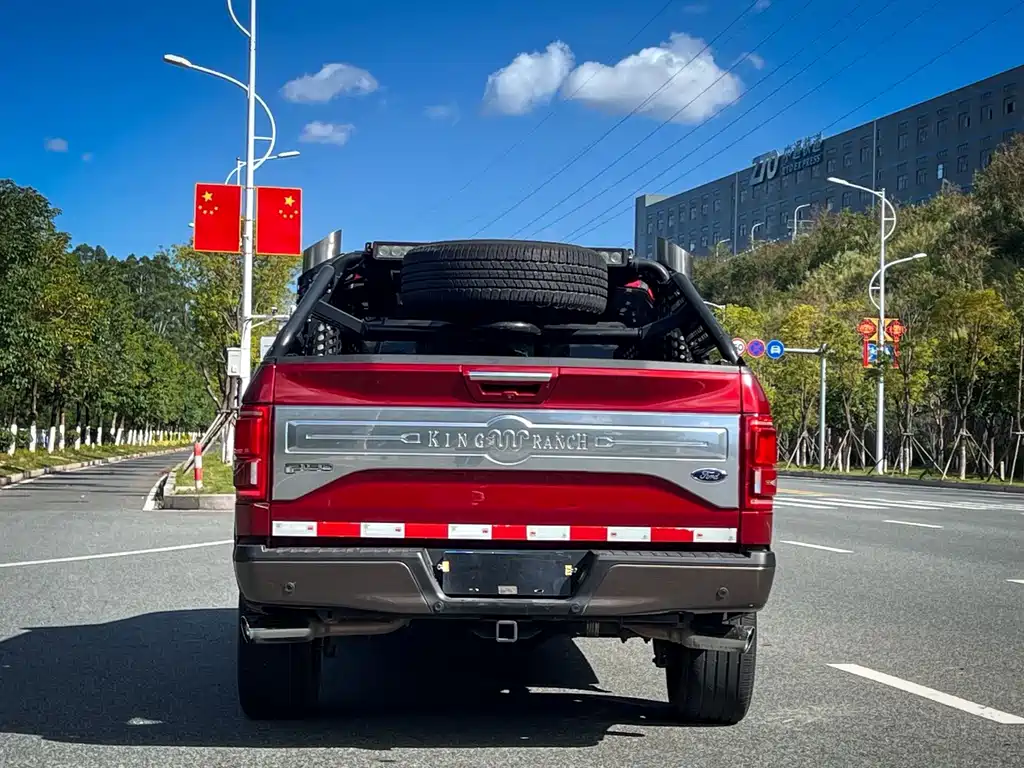 Ford F-150 Raptor — миниатюра 8