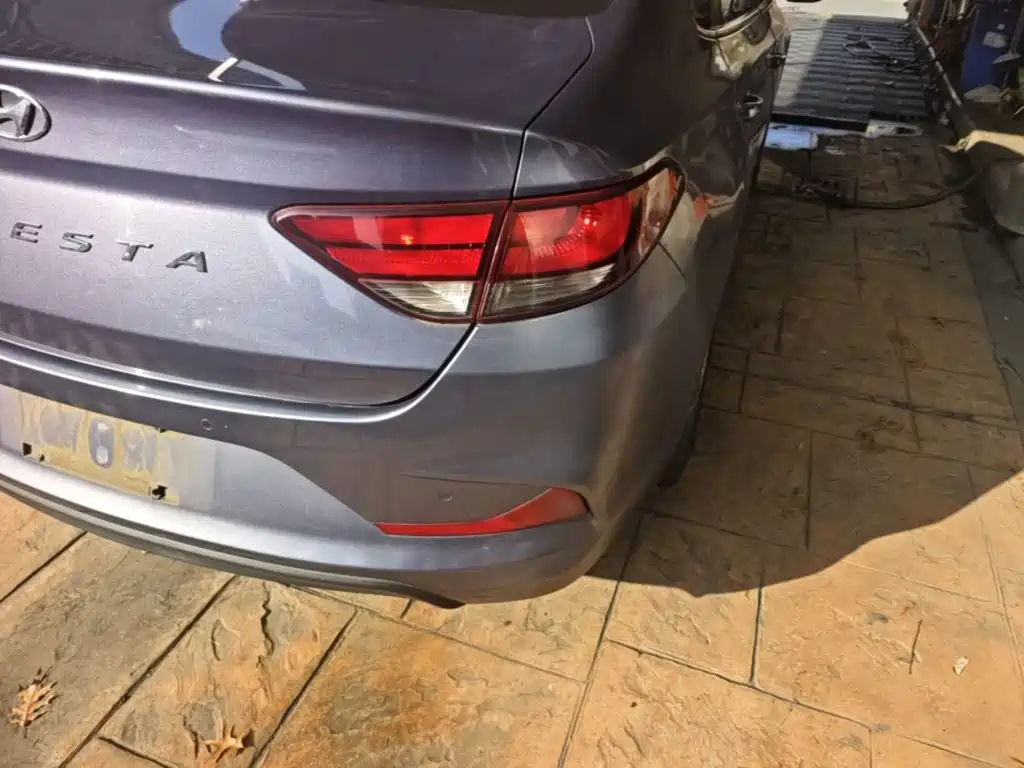 Hyundai Elantra — миниатюра 8