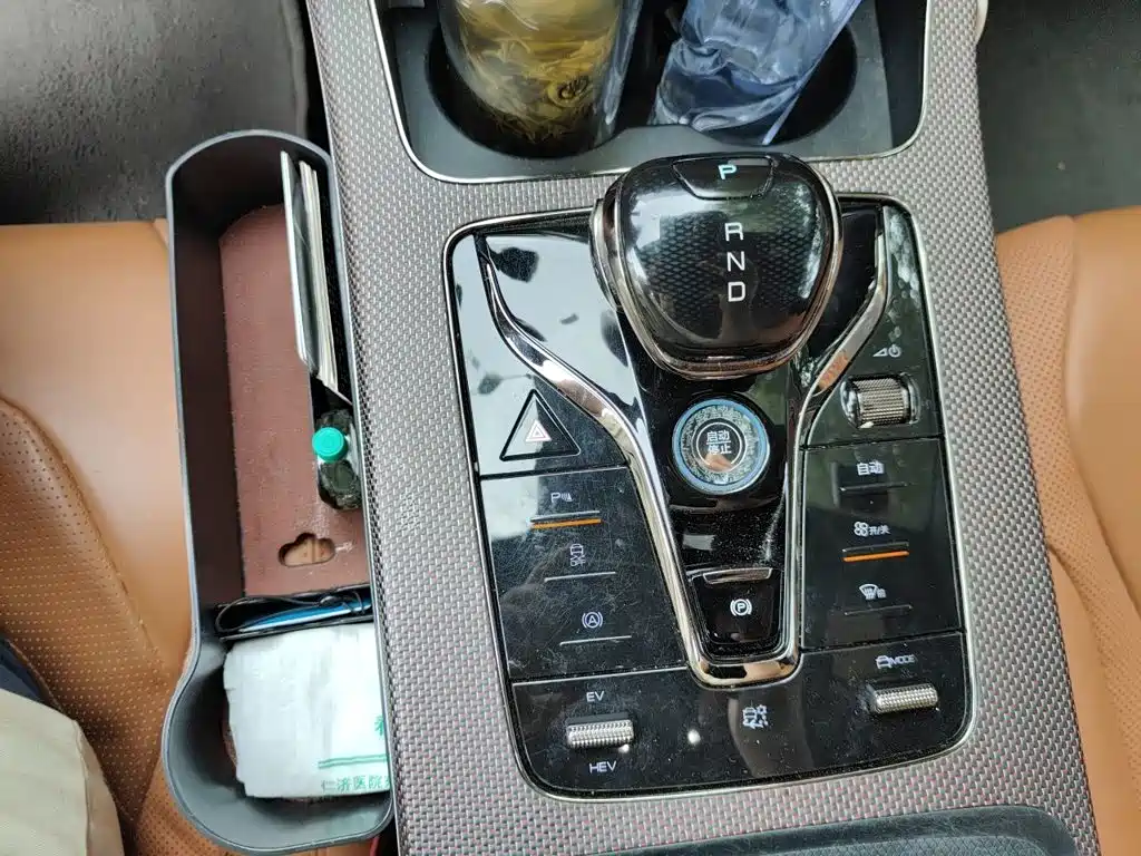 BYD Han — миниатюра 17