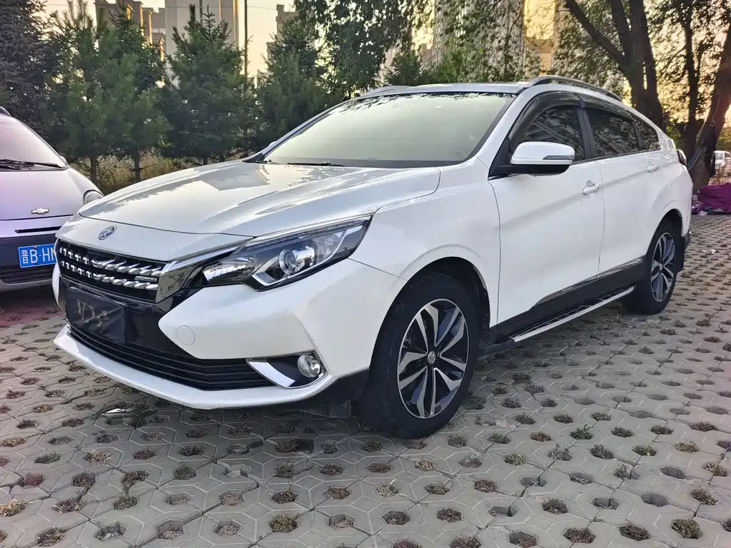 Venucia T90