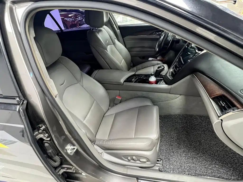 Cadillac CTS — миниатюра 23