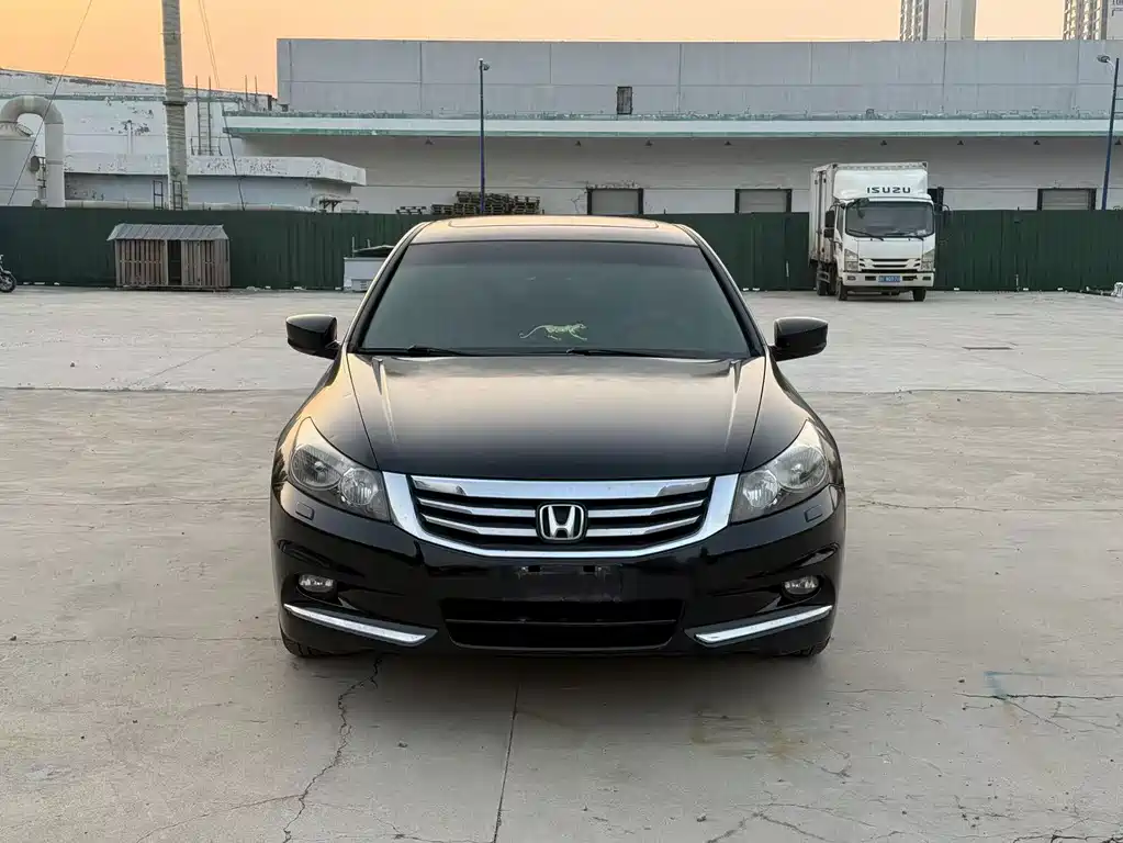 Honda Accord — миниатюра 2