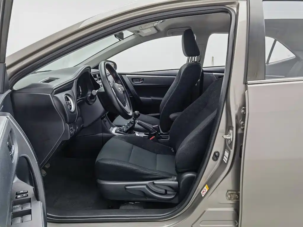 Toyota Corolla — миниатюра 10
