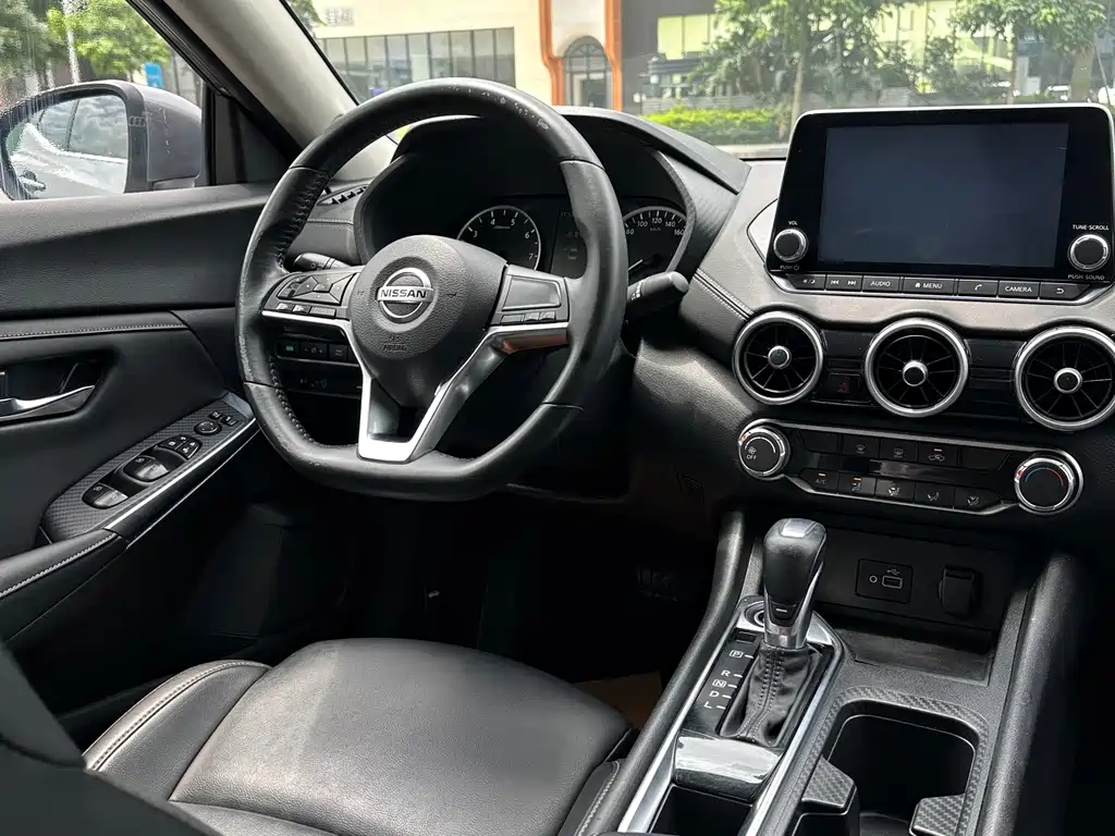 Nissan Sylphy 2020 1.6L XL CVT Enjoy