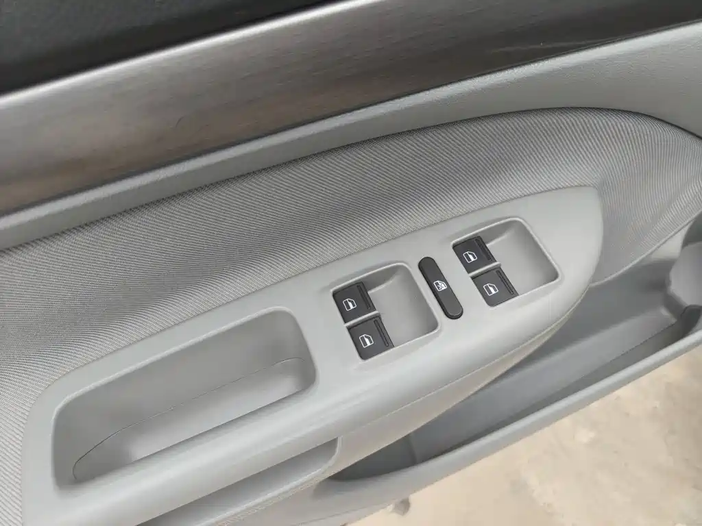 Skoda Octavia 2012 1.6L AT
