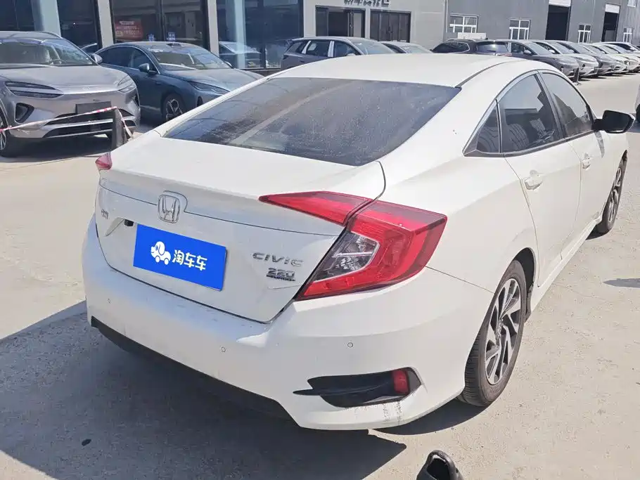 Honda Civic — миниатюра 3