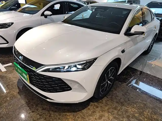 2025 BYD Qin