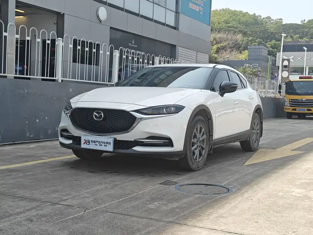 MAZDA CX 4