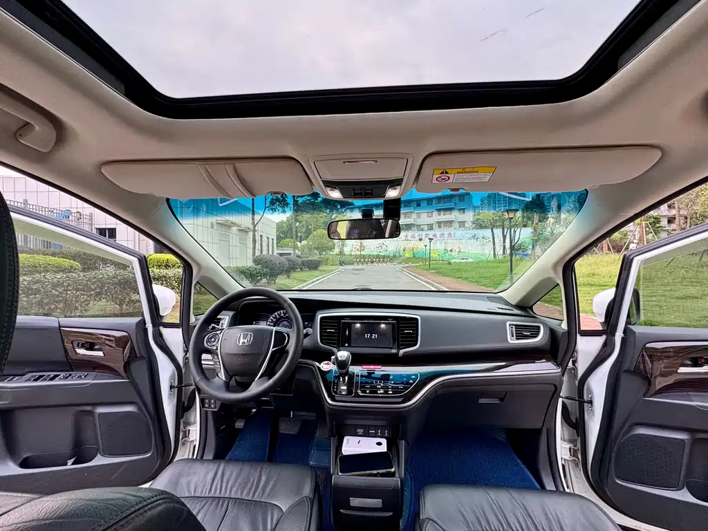 Honda Odyssey — миниатюра 12