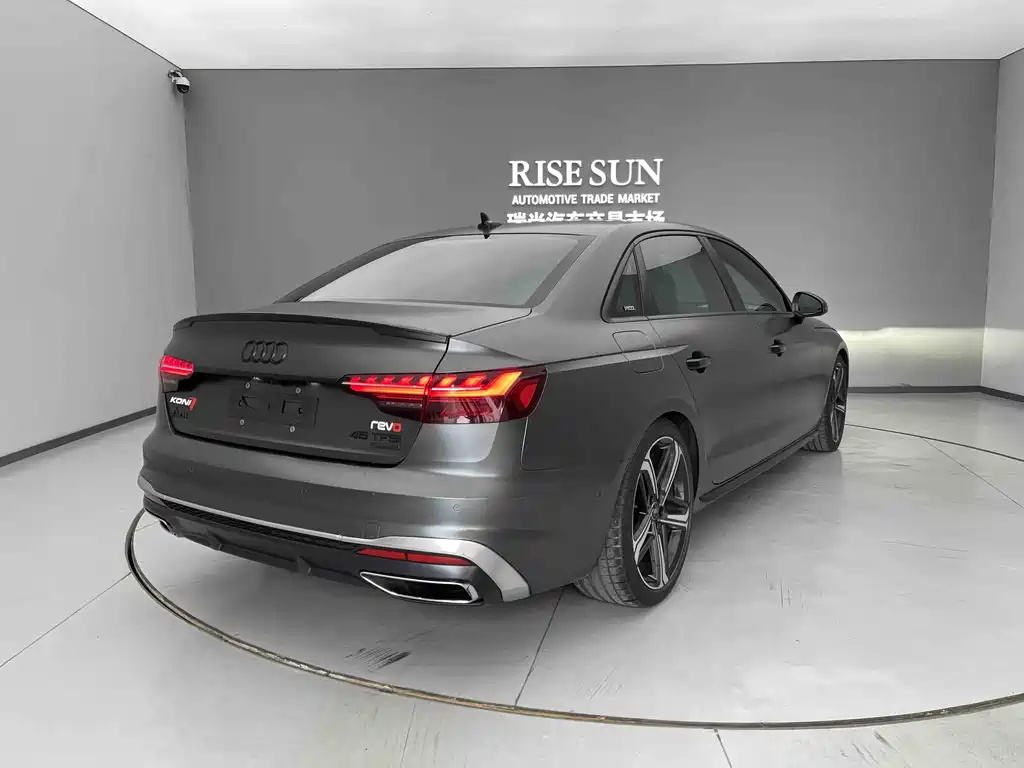 Audi A4L 2020 45 TFSI quattro