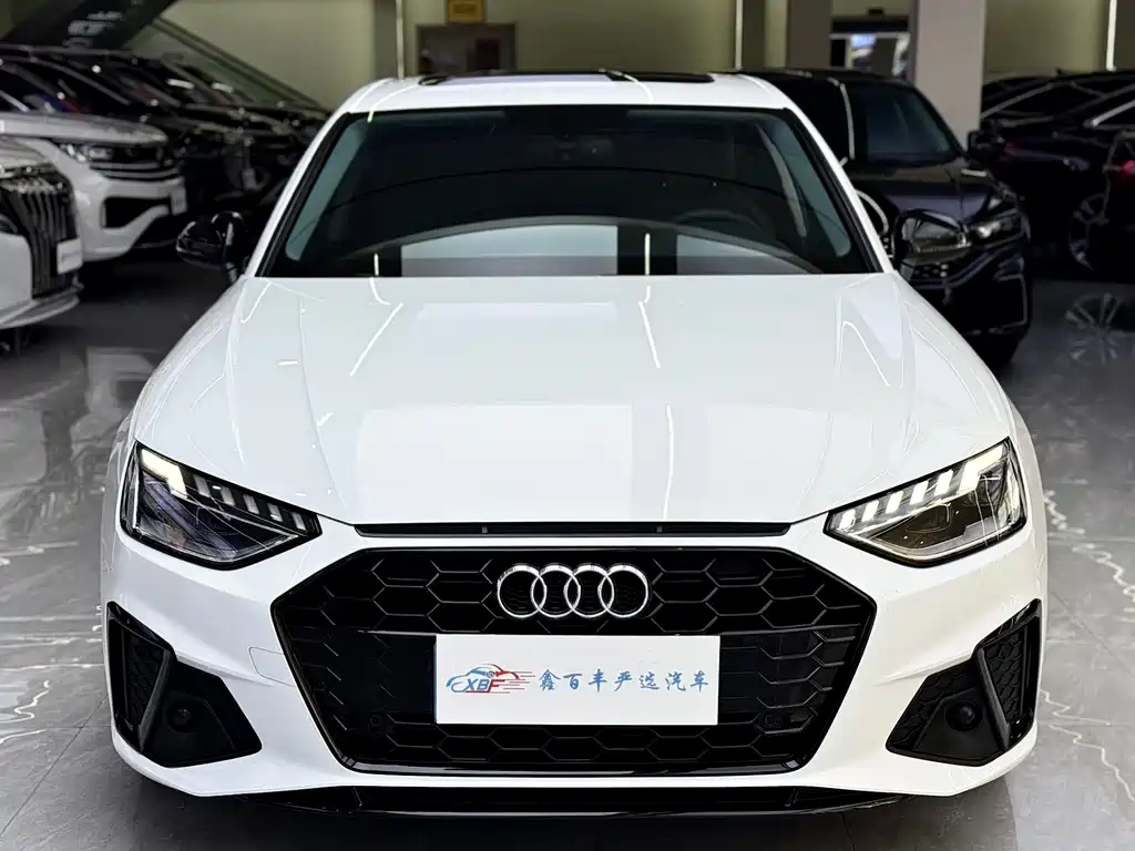 Audi A4L 2022 40 TFSI Luxury