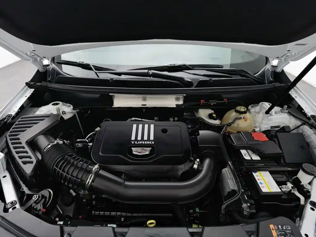 Cadillac XT5 — миниатюра 6