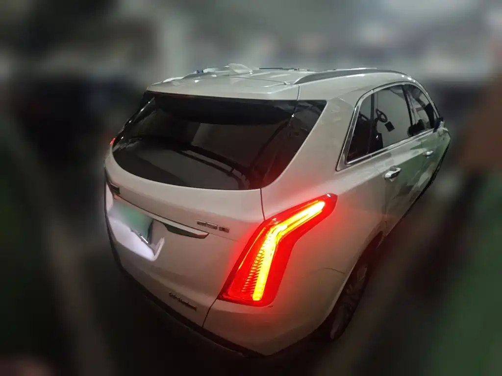 Cadillac XT5 — миниатюра 5