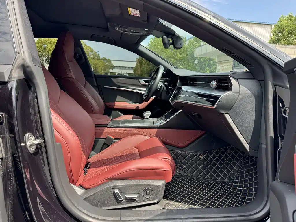 Audi A7L — миниатюра 7