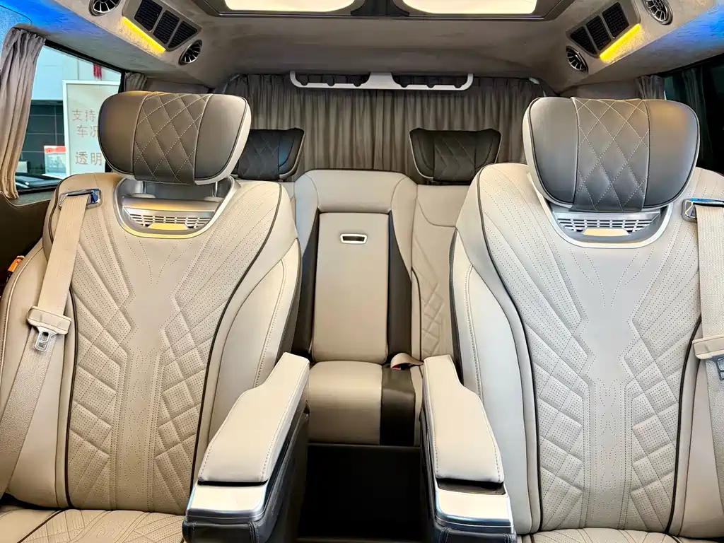 Ford Tourneo 2023 2.0T AT