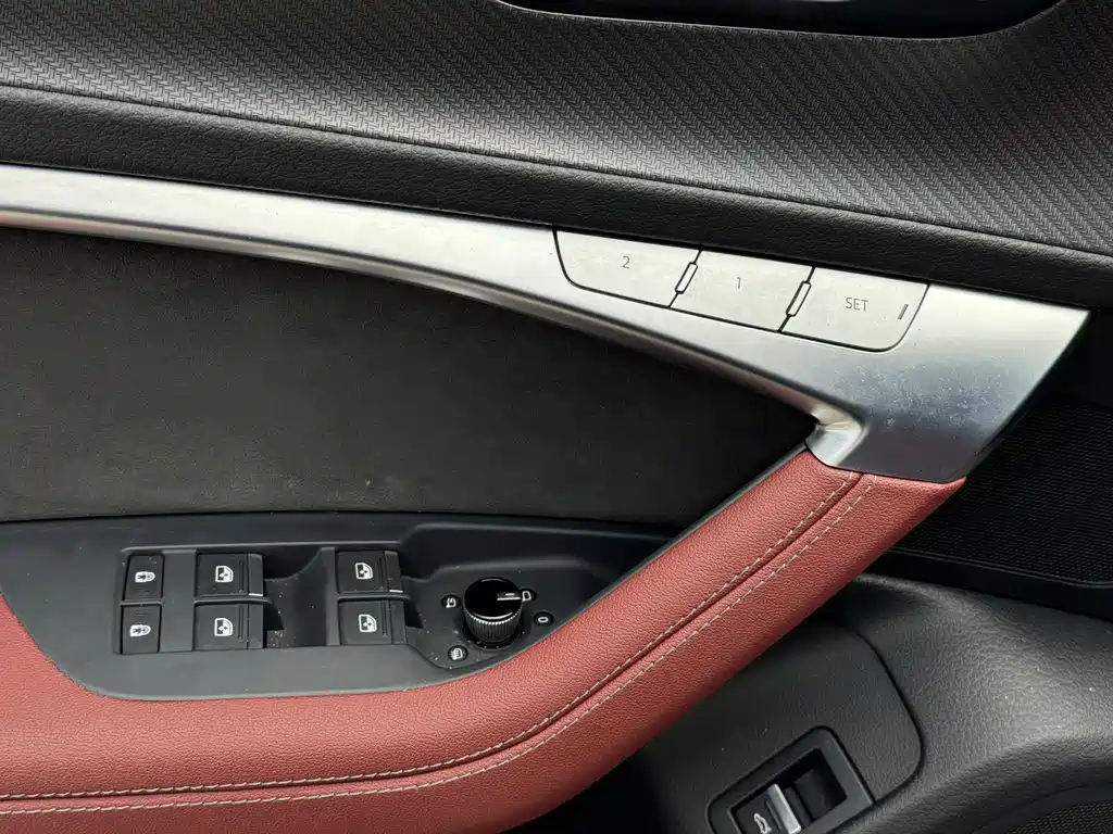 Audi A7L — миниатюра 8