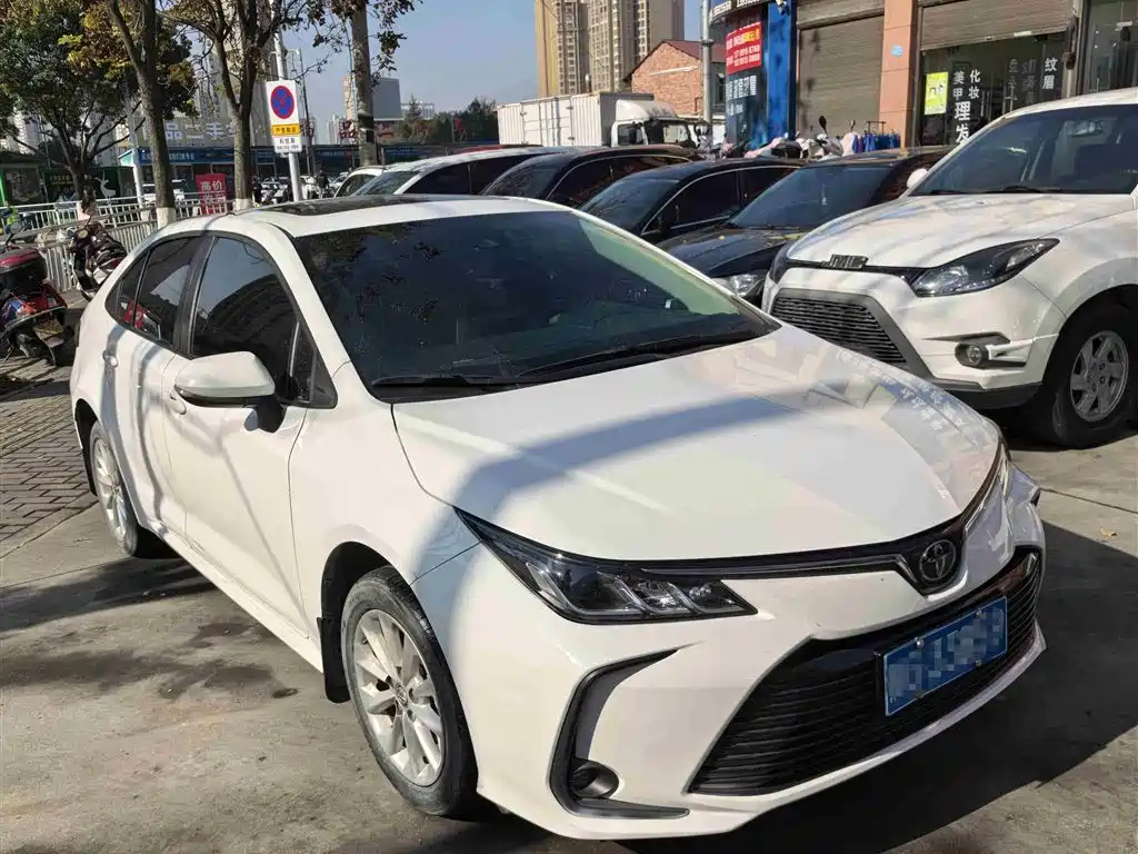 TOYOTA COROLLA