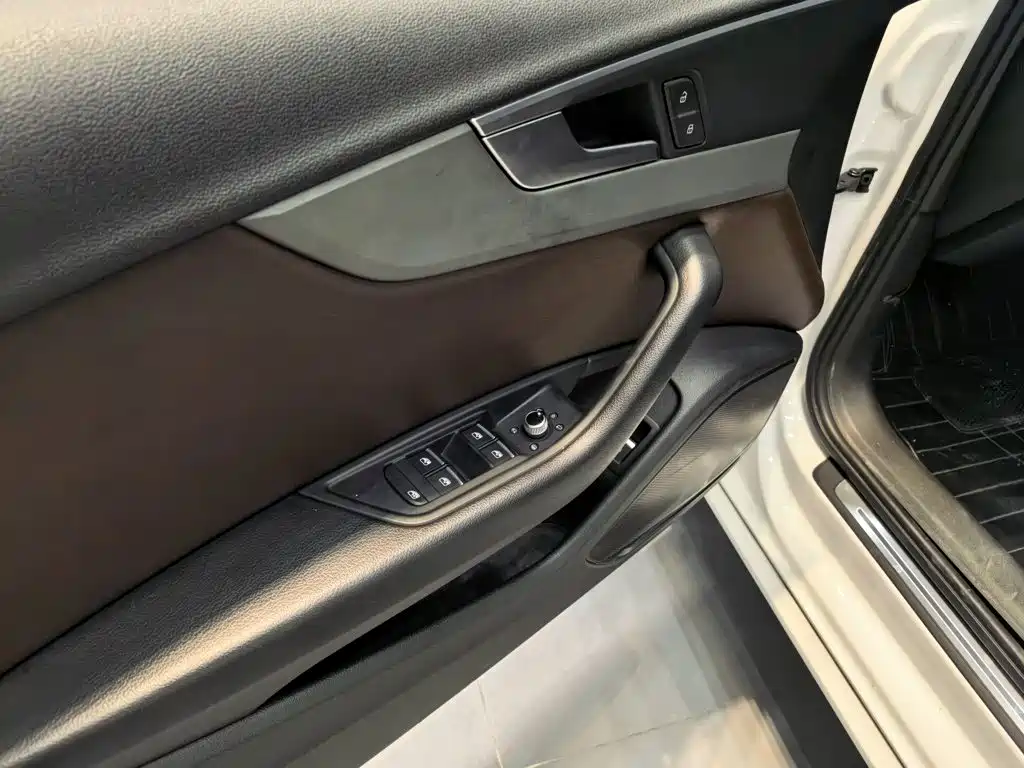 Audi A4L — миниатюра 14