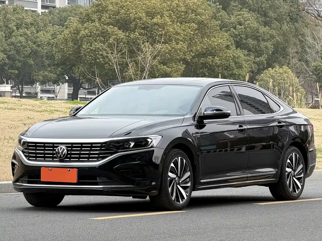 Volkswagen Passat 2022