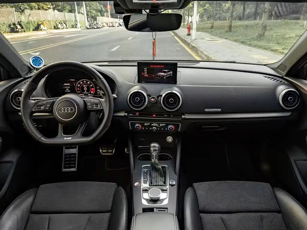 Audi S3 2017 S3 2.0T Limousine