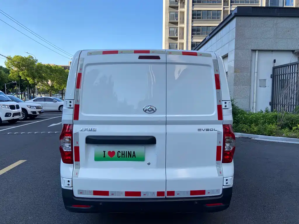 Maxus EV30