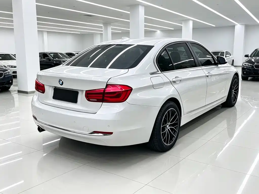 BMW 3 Series — миниатюра 9