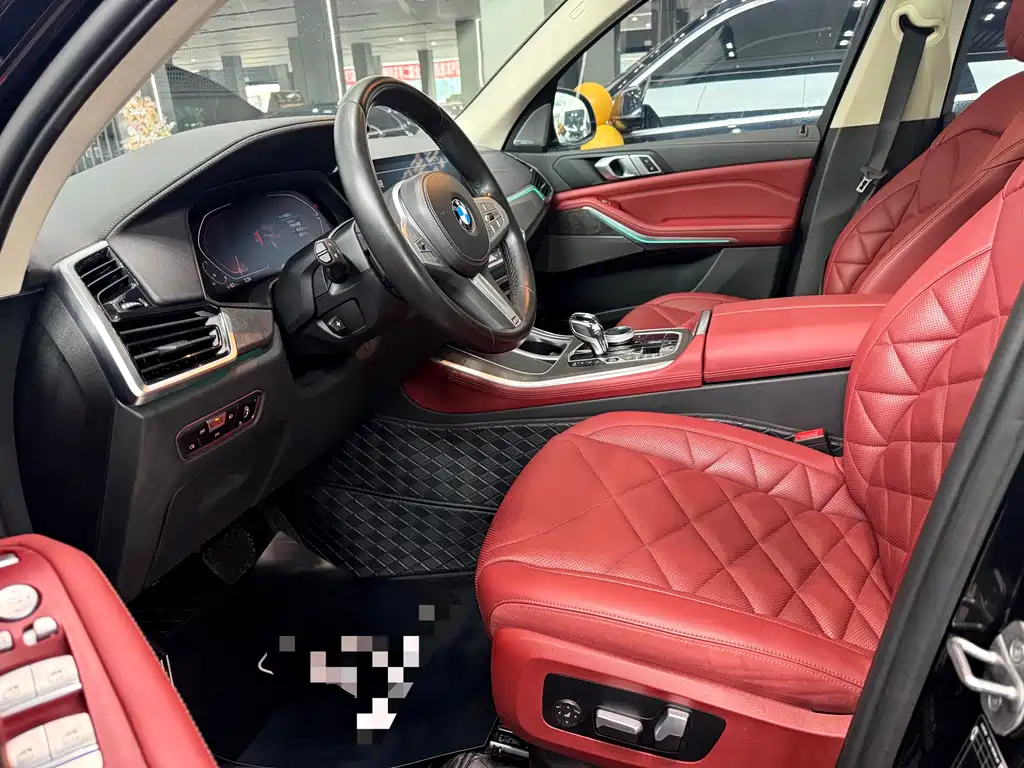 BMW X5 2022 xDrive 30Li Premium M Sport