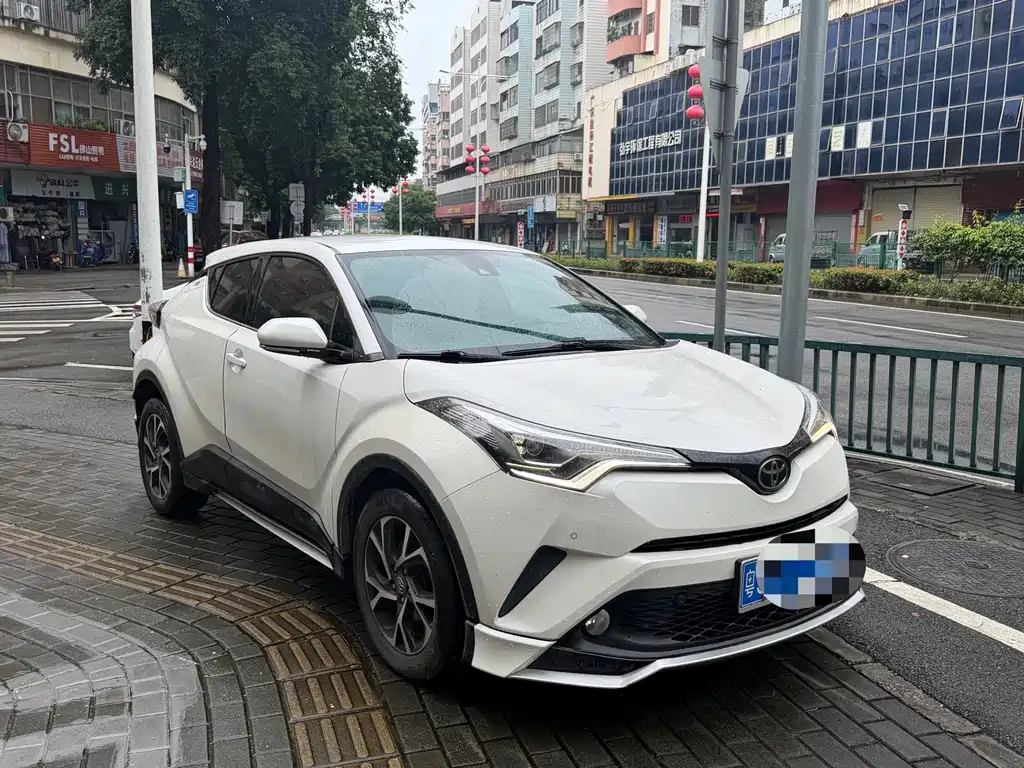 Toyota C-HR — миниатюра 3