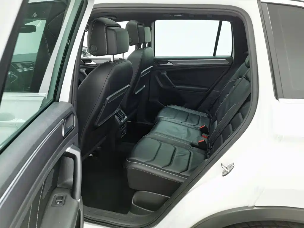 Volkswagen Tiguan — миниатюра 15