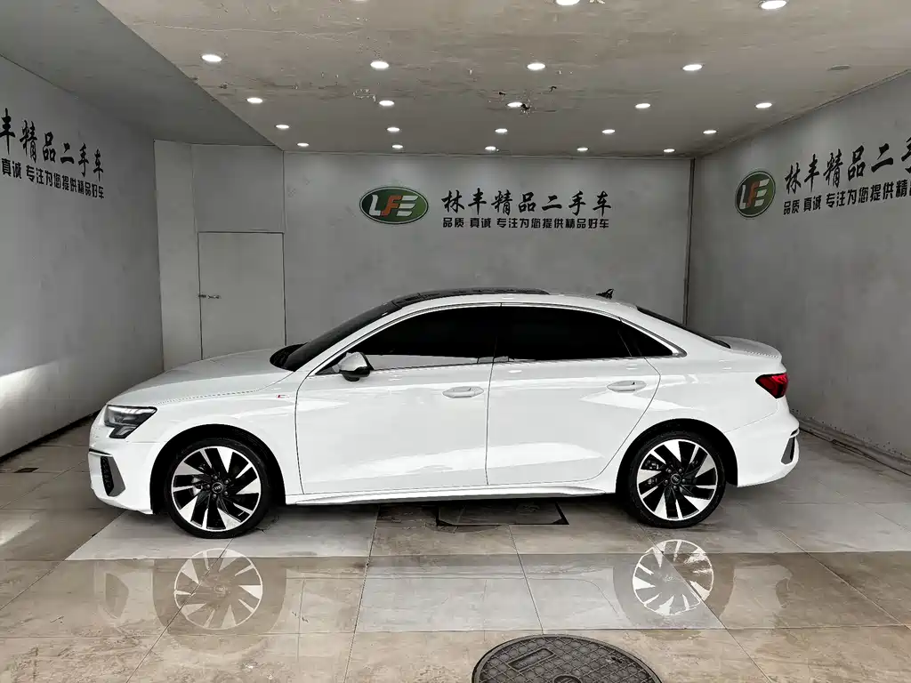 Audi A3 2024 A3L Limousine 35 TFSI Fashion Sport