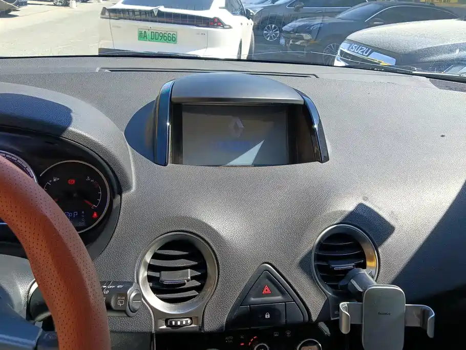 Renault Koleos (Import) — миниатюра 13