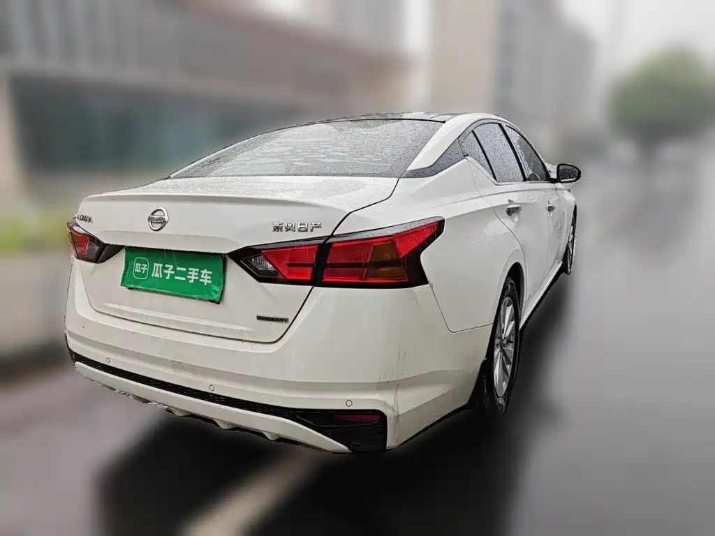 Nissan Teana — миниатюра 5