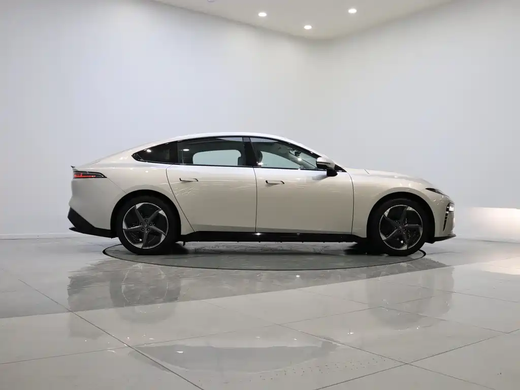 Dongfeng eπ007 2024 620Pro