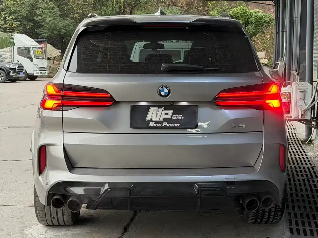BMW X5 M