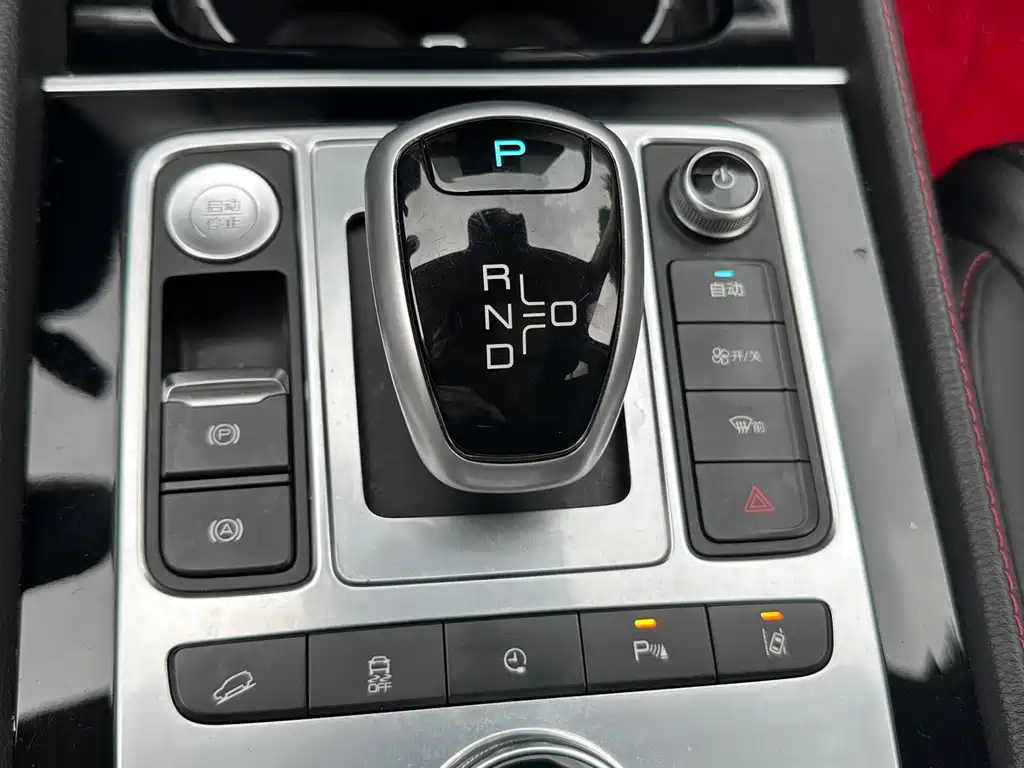 BYD Tang New Energy — миниатюра 15