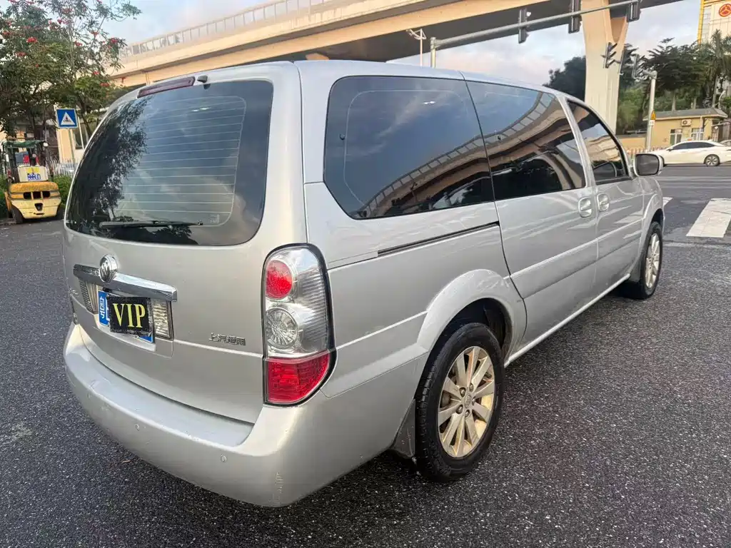 Buick GL8 2014 2.4L