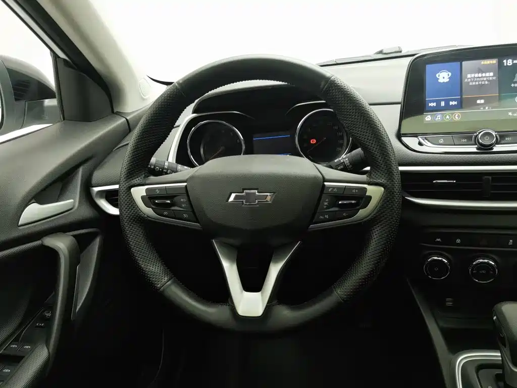 Chevrolet Trax — миниатюра 11