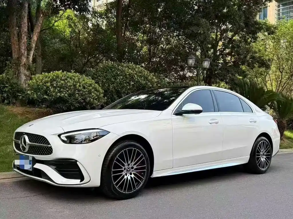 Mercedes-Benz C-Class 2023