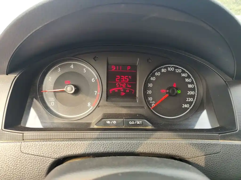 Volkswagen Santana — миниатюра 12