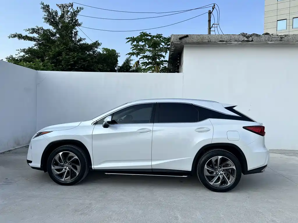 Lexus RX — миниатюра 5