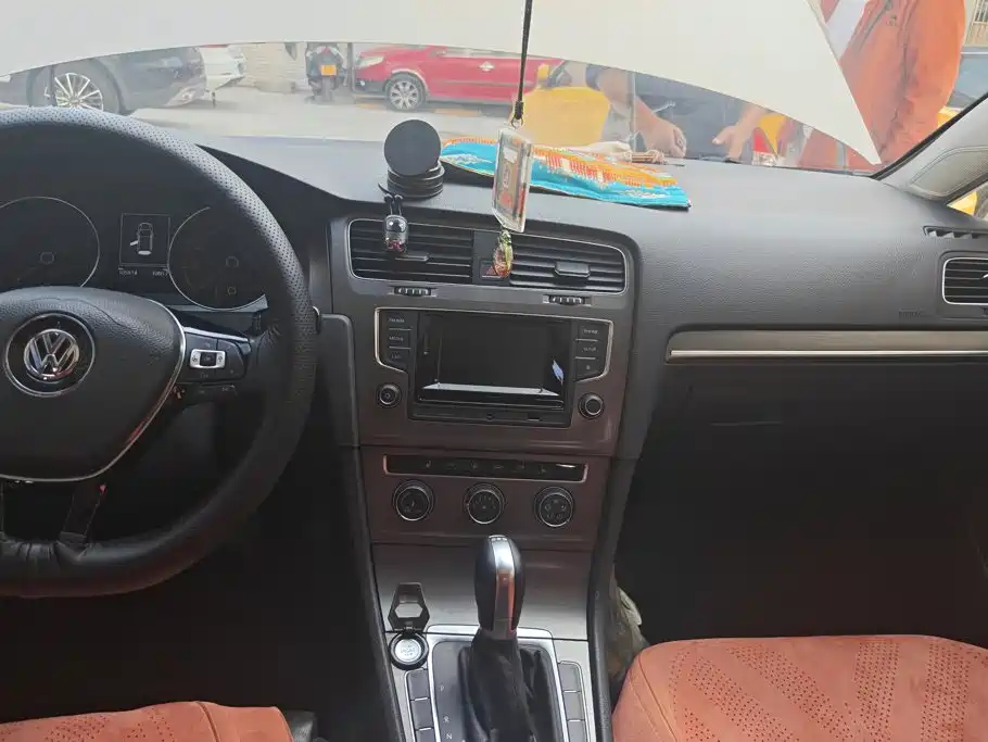 Volkswagen Golf — миниатюра 13