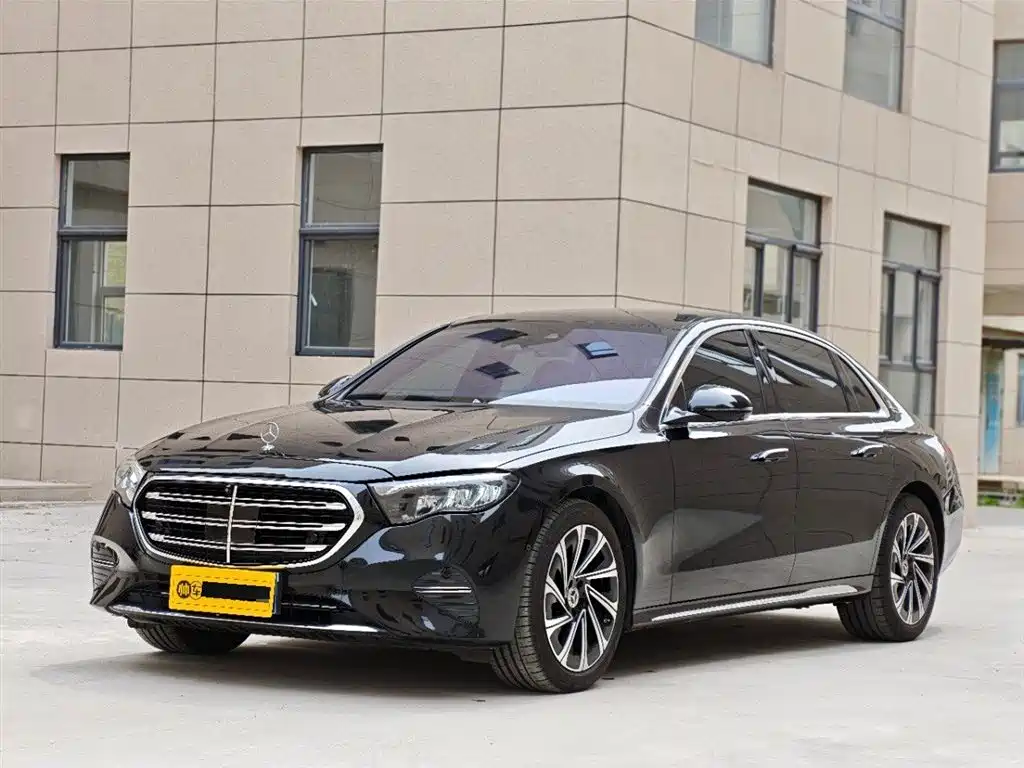 Mercedes-Benz E-Class 2024