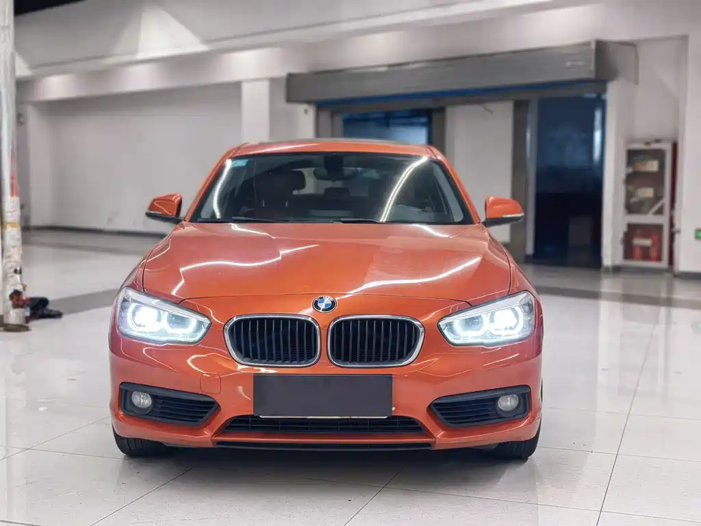 BMW 1 Series (Import) — миниатюра 2