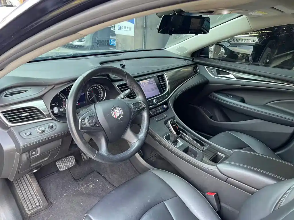Buick LaCrosse — миниатюра 4