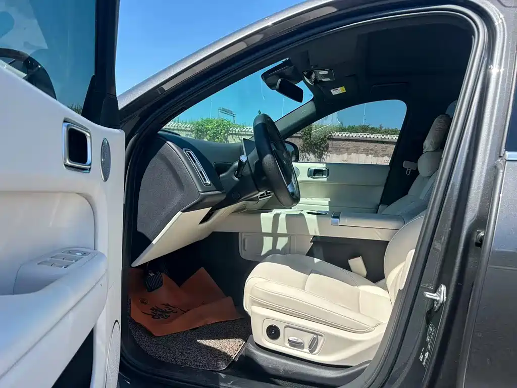 Li Auto Li L6 — миниатюра 4