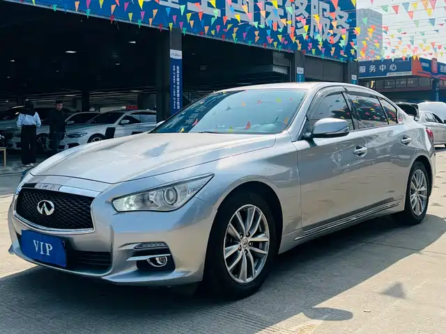 INFINITI Q50L 2017