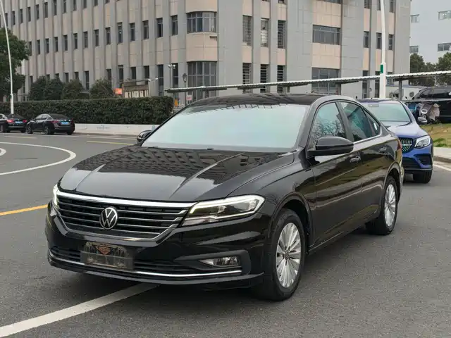 VOLKSWAGEN LAVIDA 2021